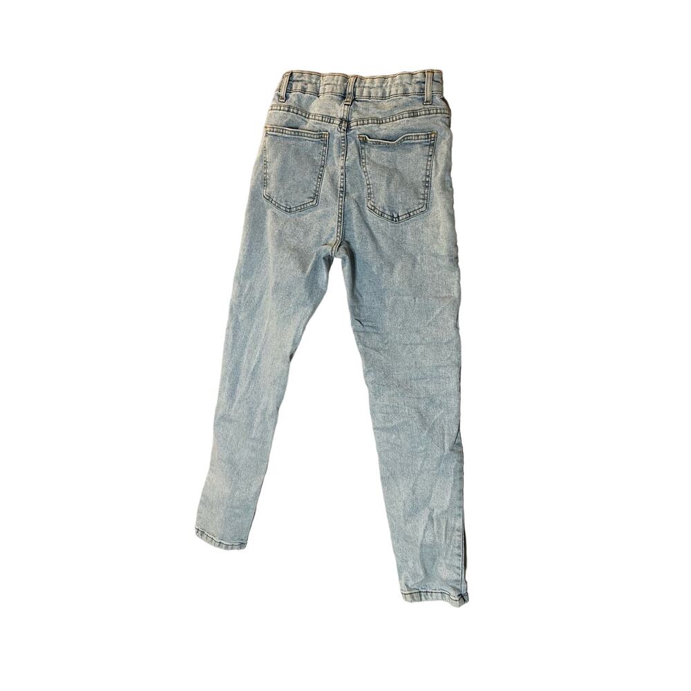 Cotton On Mom Jeans - Picture 2 of 3